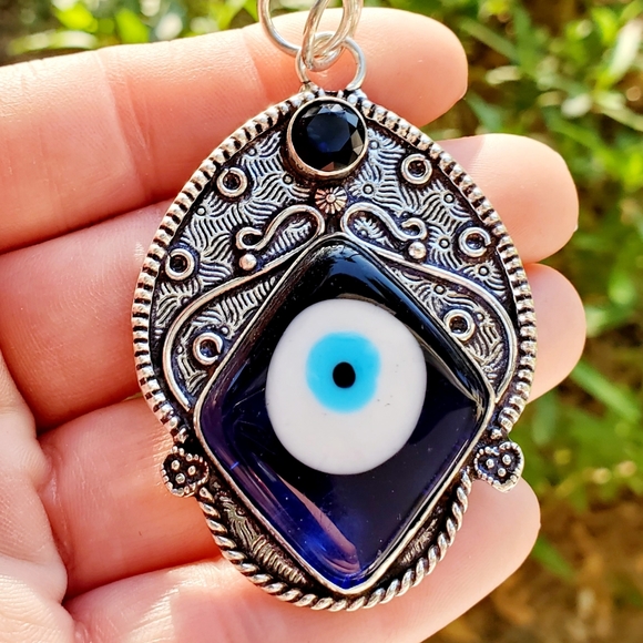 New Blue Evil Eye and Blue Topaz 925 Silver Pendant. - Picture 12 of 13